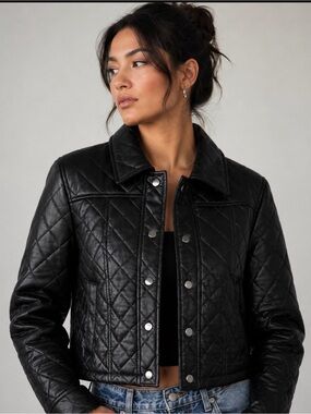 Real Leather Black Quilted Cropped Jacket Size Small